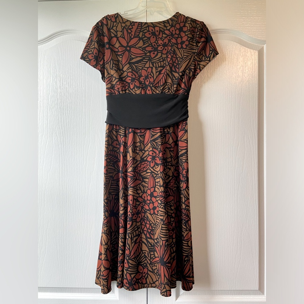 KATHY ROBERTS GEOMETRIC DRESS - Picture 3 of 6